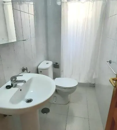 Hostel Arrecife Centro בית הארחה *